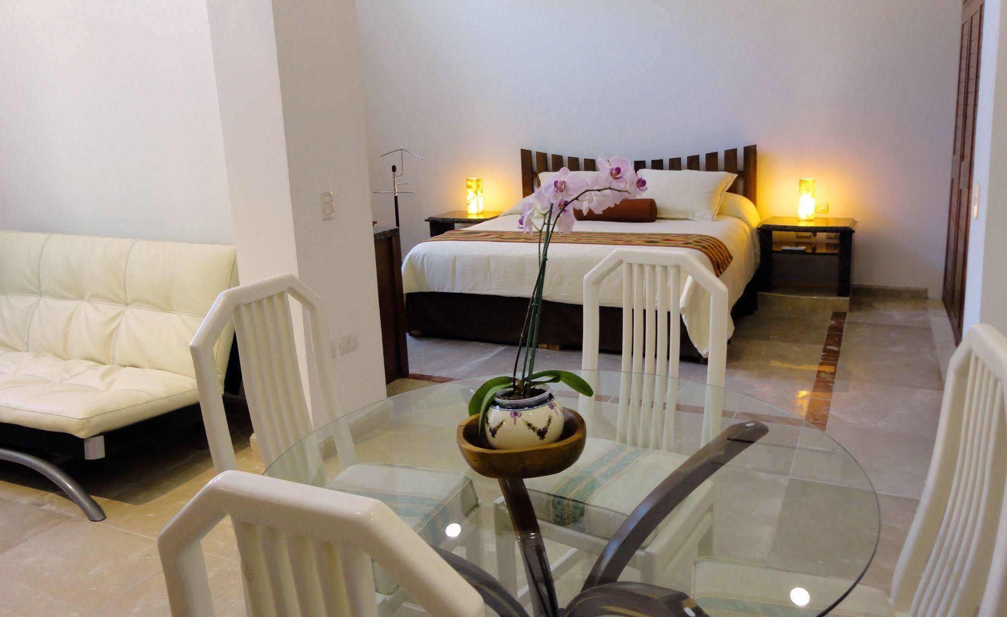 Casa Jaguar Hotel ปูแอร์โตอาเวนตูรัส ภายนอก รูปภาพ