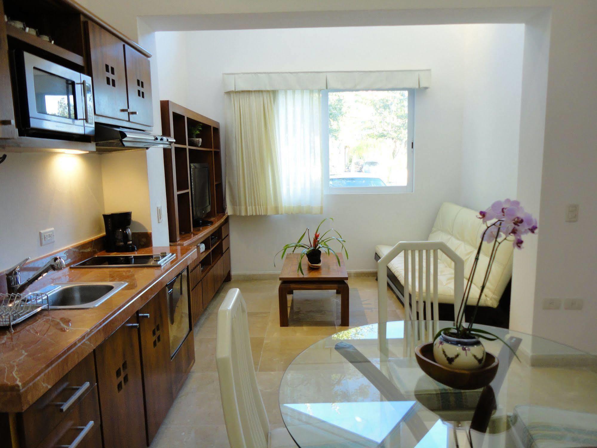 Casa Jaguar Hotel ปูแอร์โตอาเวนตูรัส ภายนอก รูปภาพ